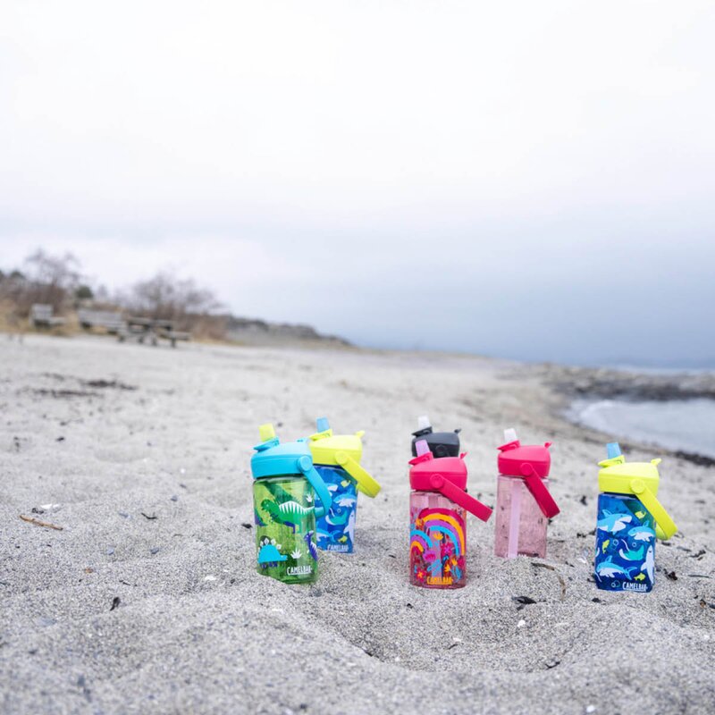 CamelBak Thrive Flip Straw Kids 0,4L – Sharks & Rays