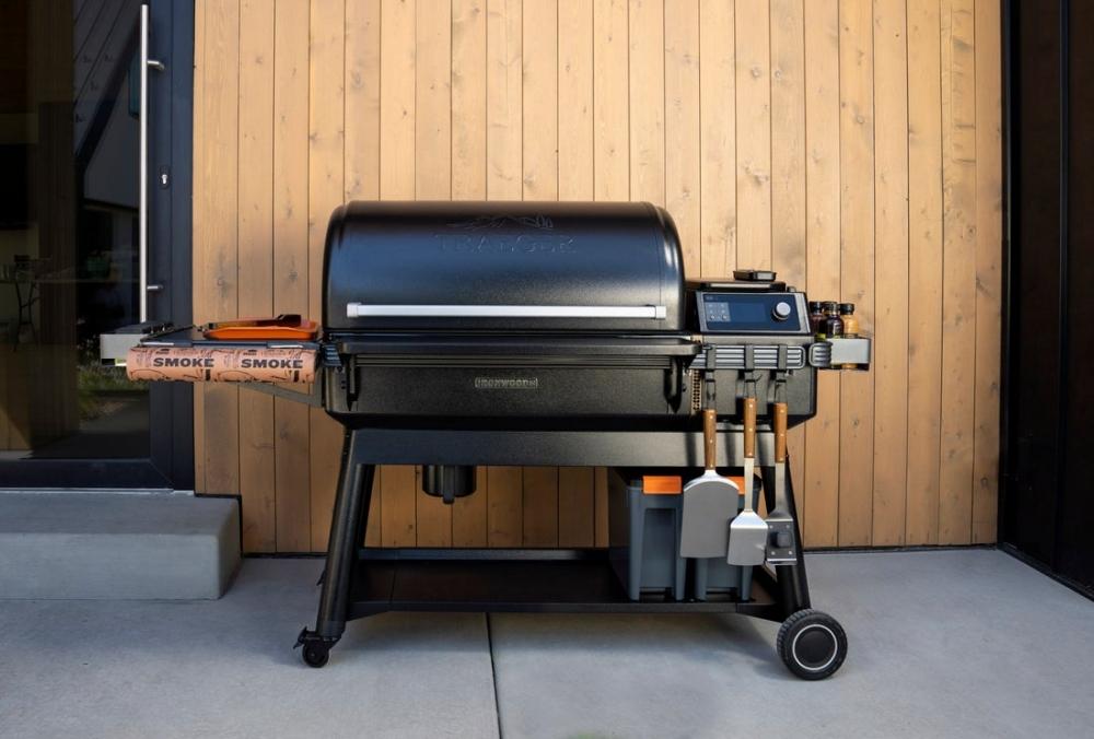 Traeger Ironwood XL Smoaker